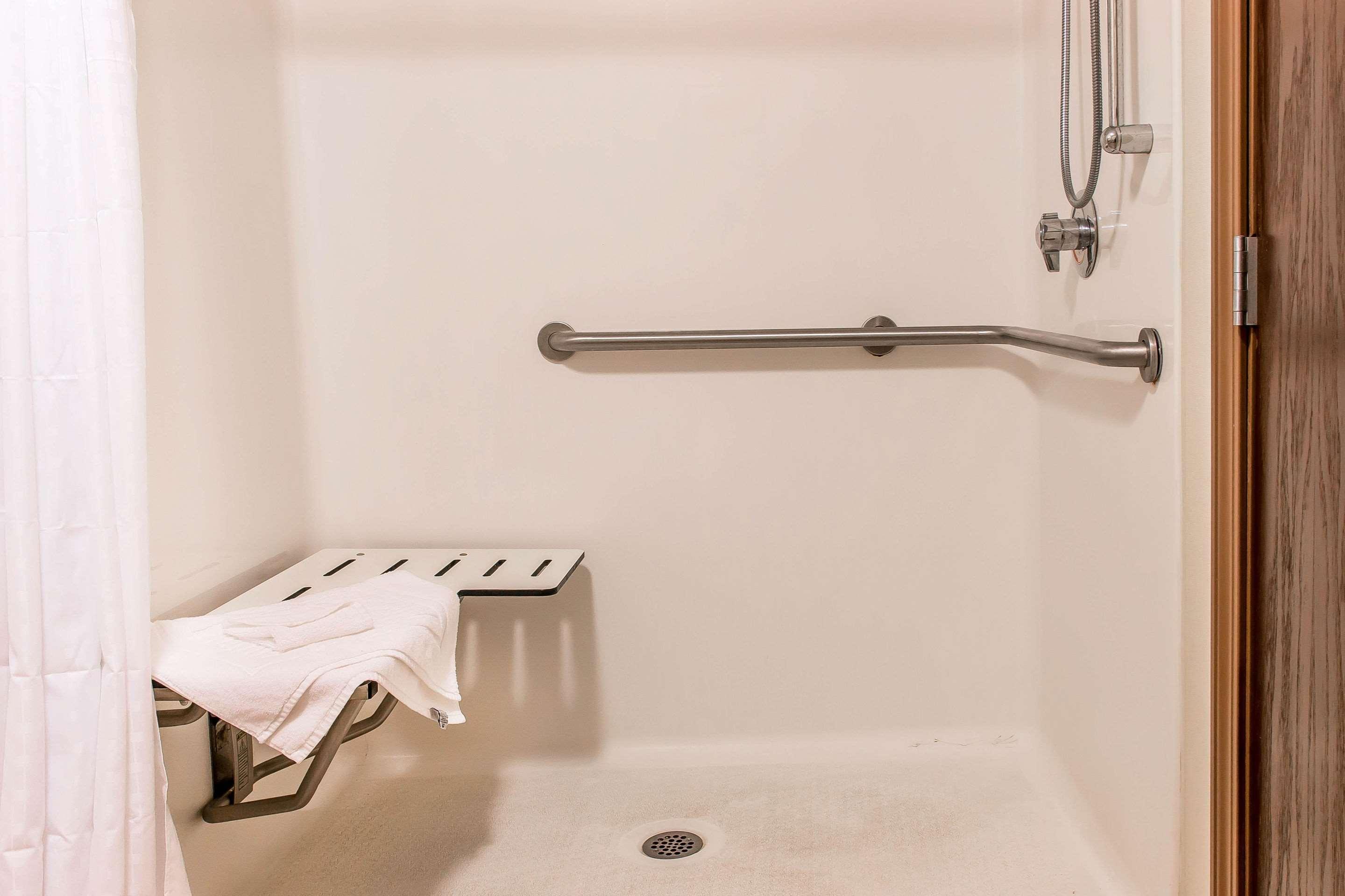 Comfort Suites Wixom Ngoại thất bức ảnh